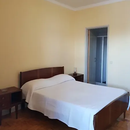 Casa Maria Ii * Ναζαρέ